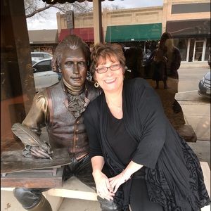 Meet your Posher, Daphne